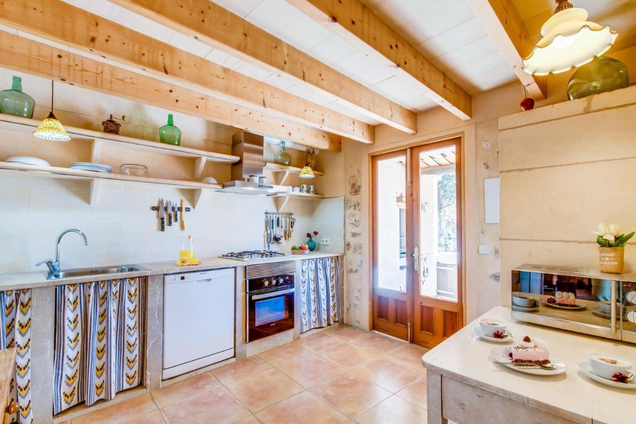 Ideal Mallorca - Gelat Costitx (Mallorca)